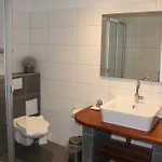 בית הארחה Zum Kuehlen Grunde מינדן