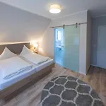 Zum Kuehlen Grunde בית הארחה 2*