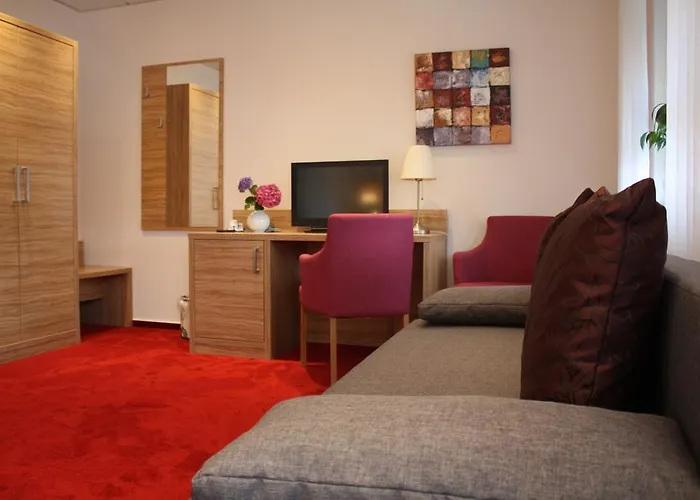 게스트하우스 Zum Kuehlen Grunde 2*