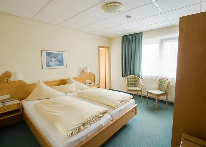 Zum Kuehlen Grunde 게스트하우스 민덴